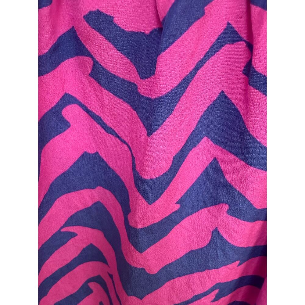 Lilly Pulitzer Women’s Medium Pink Navy Zebra Print Sleeveless Tank Top - Picture 5 of 5